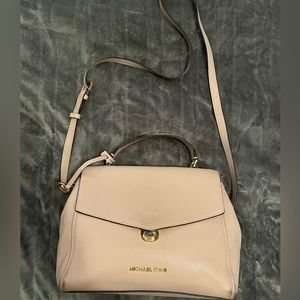 michael kors handbag used